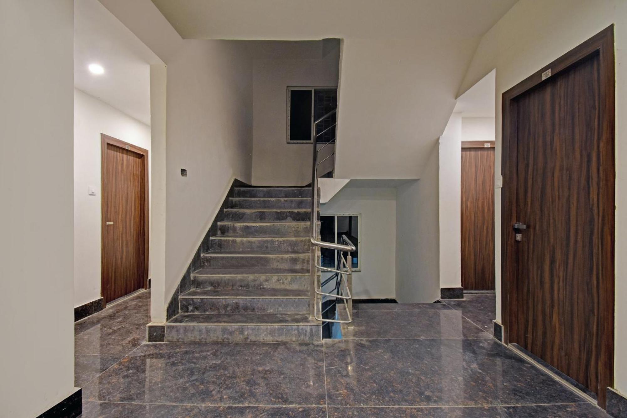 Hotel O Newtown Galaxy Panchuria Luaran gambar