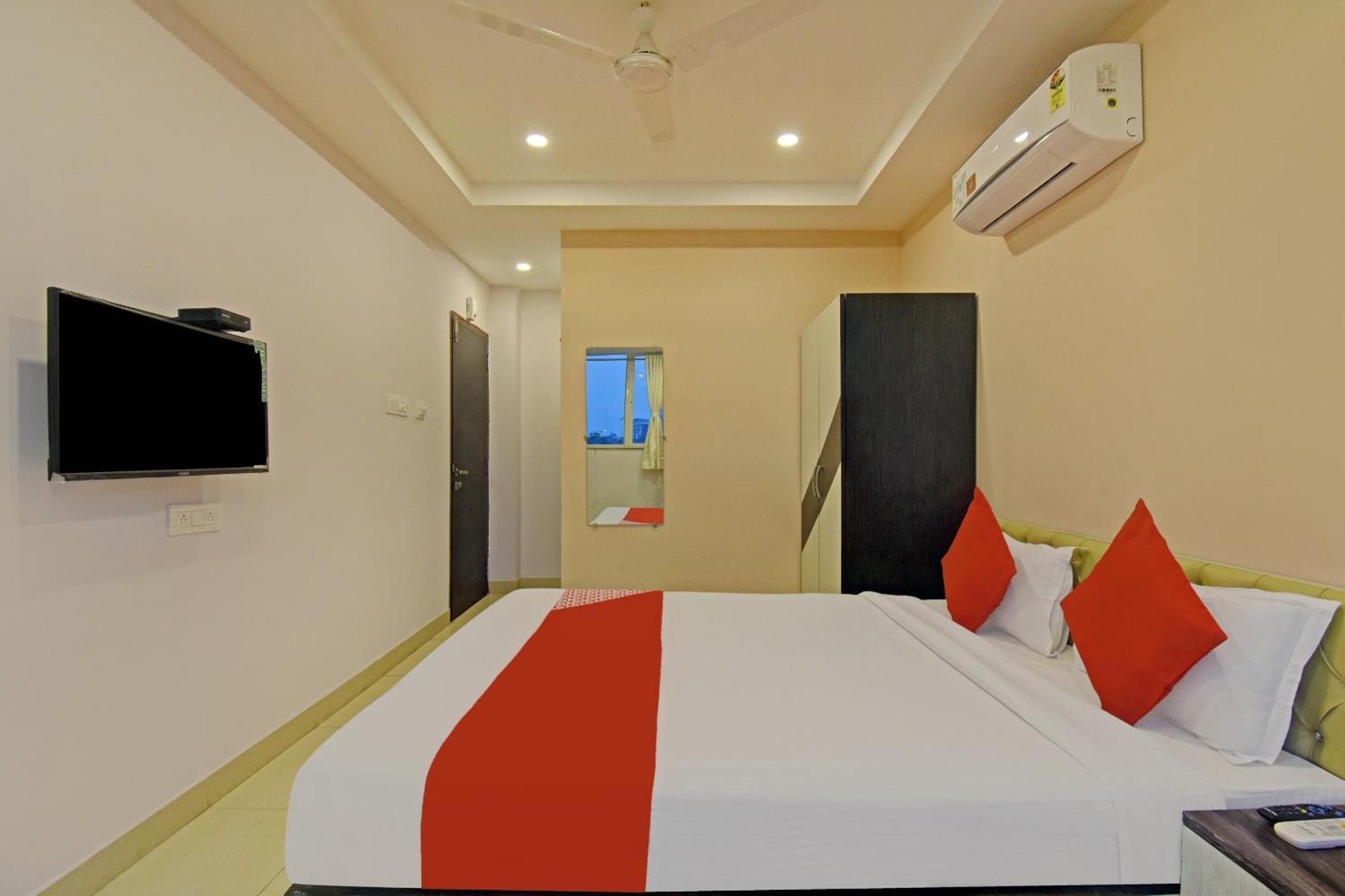 Hotel O Newtown Galaxy Panchuria Luaran gambar