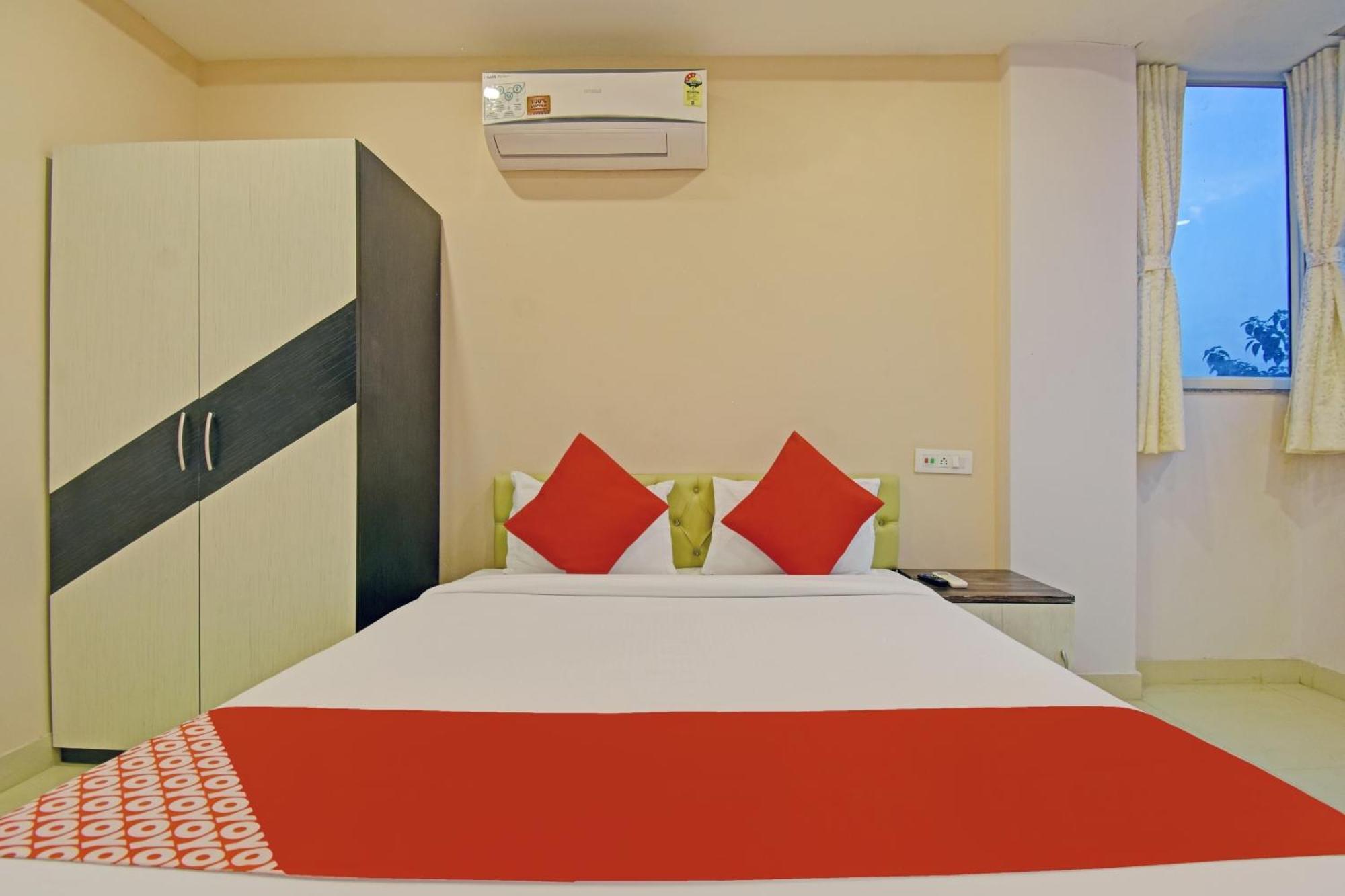 Hotel O Newtown Galaxy Panchuria Luaran gambar