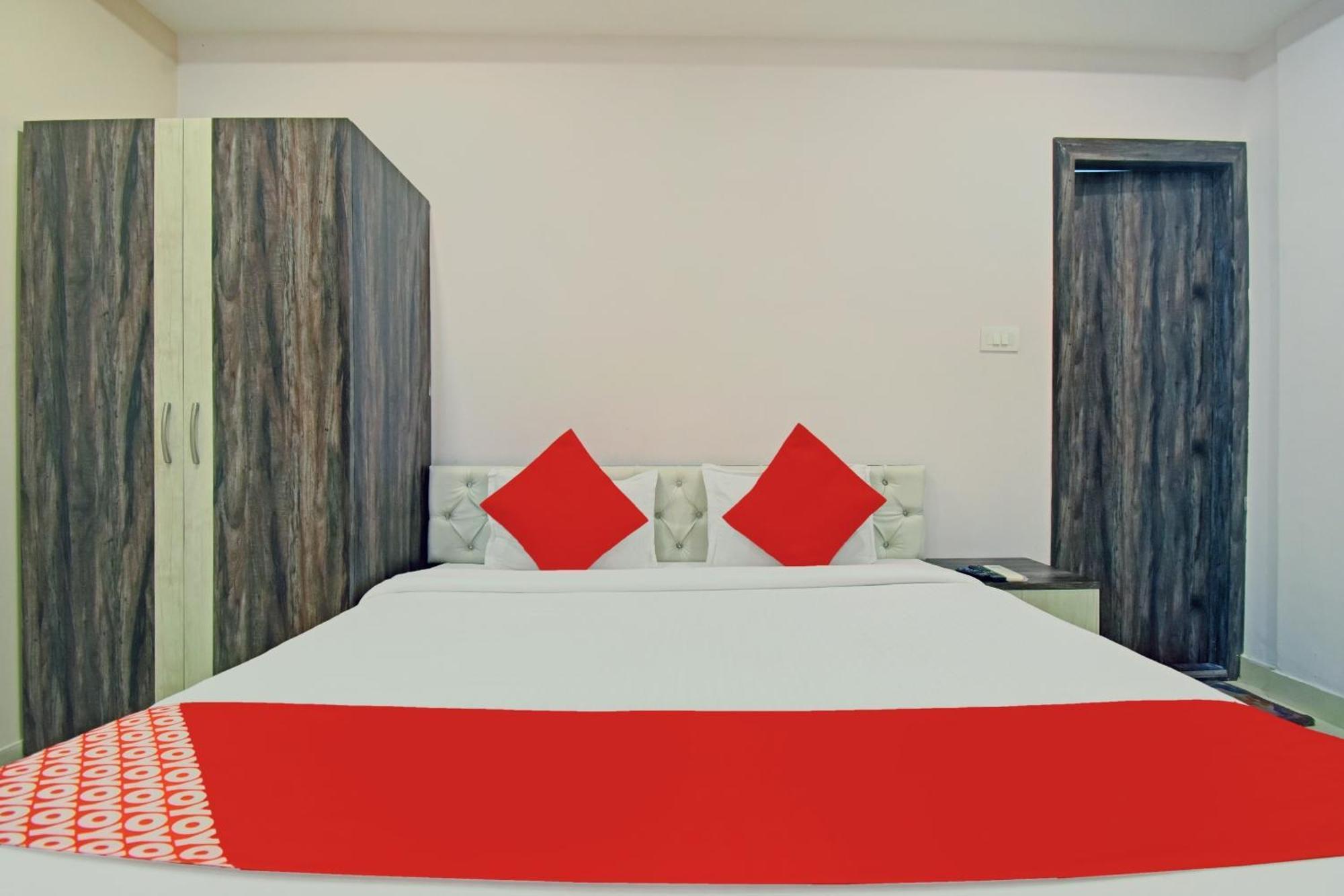 Hotel O Newtown Galaxy Panchuria Luaran gambar