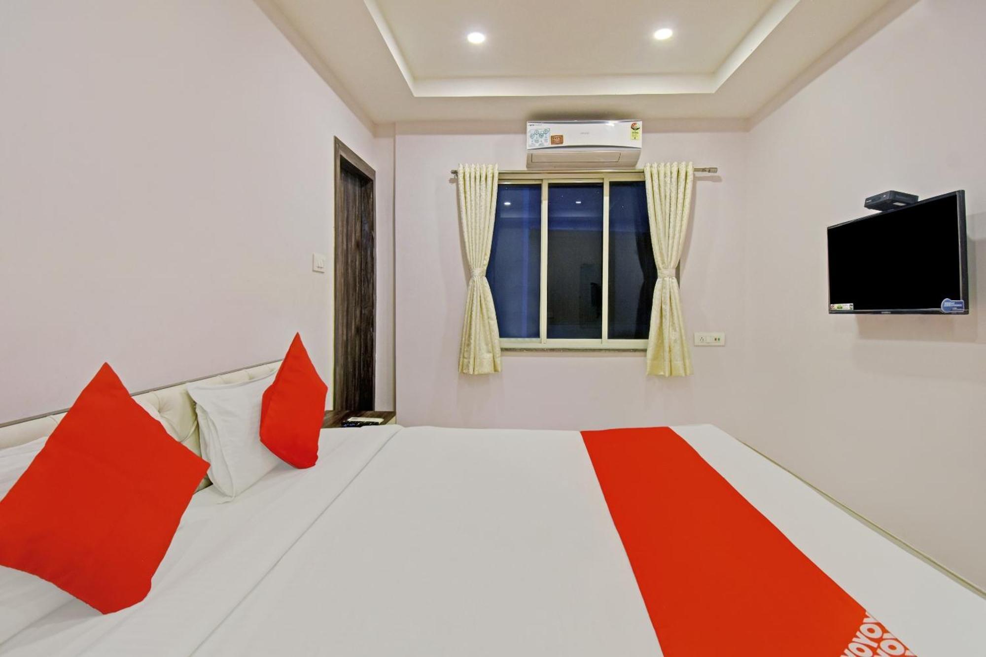 Hotel O Newtown Galaxy Panchuria Luaran gambar